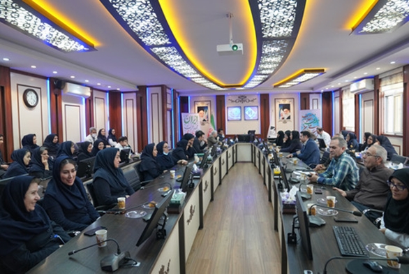 برگزاری مراسم گرامیداشت دهه فجر در مرکزپزشکی، آموزشی و درمانی لقمان حکیم 